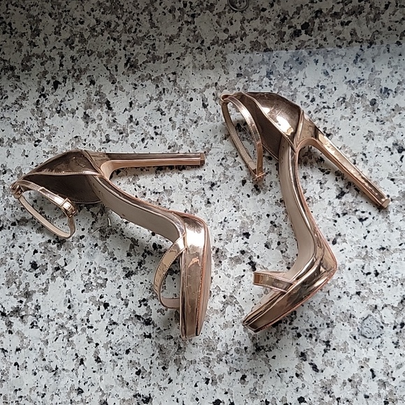 Raye Platform heels - Picture 3 of 11